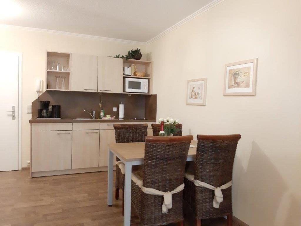 Appartementanlage Yachthafenresidenz Kuehlungsborn Luaran gambar