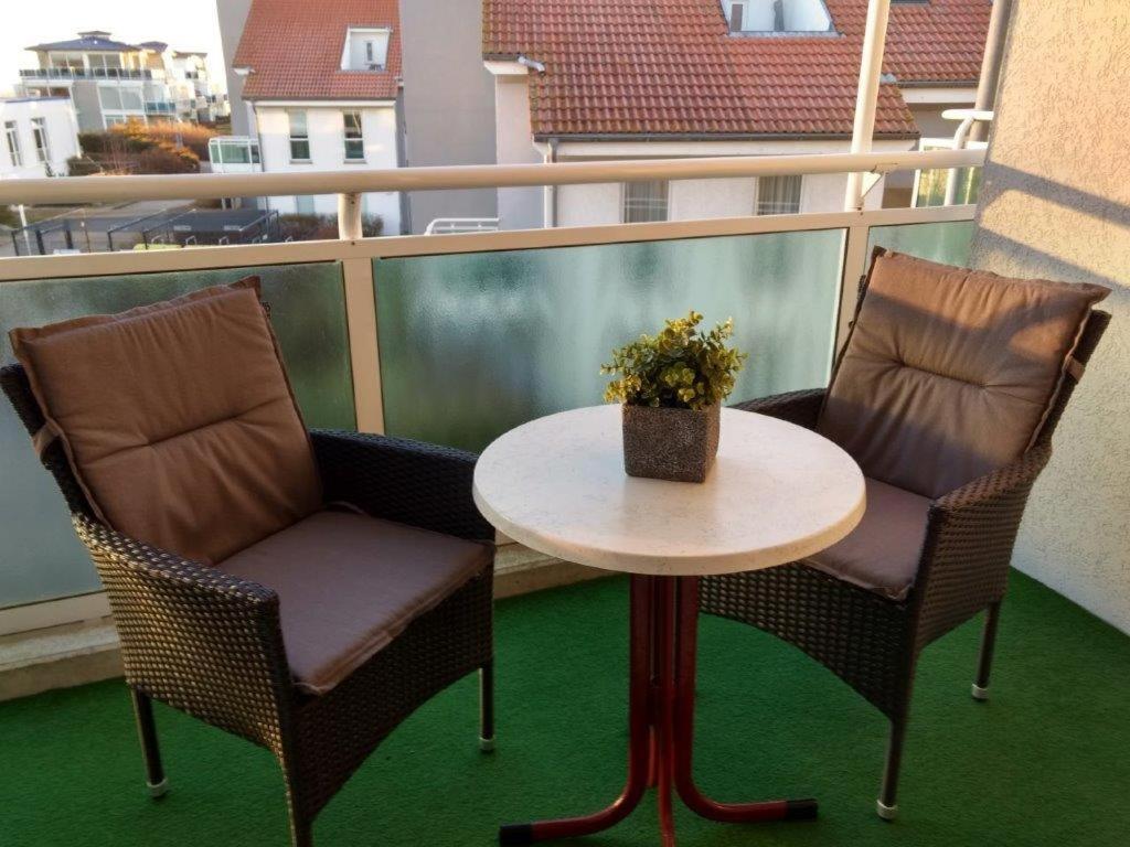 Appartementanlage Yachthafenresidenz Kuehlungsborn Luaran gambar